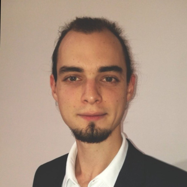 Tibor Róbert Czégeni