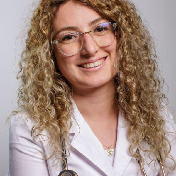 Bernadett Miriam László-Dobai