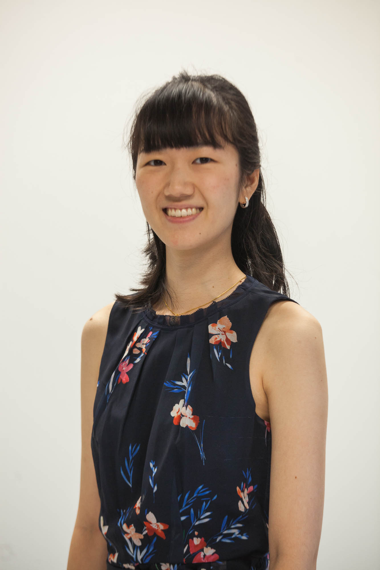 Xinyi Qian